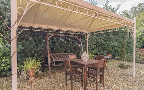 Casa Michela Casalguidi, Garden, Wifi: Have, Udendørs Møbler, Udendørs Struktur, Skygge, Pavilion, Gazebo, Design, Landscaping, Backyard, Gård