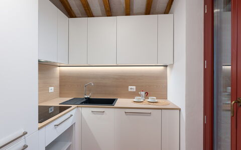 Marielena Authentic Chianti Retreat: Panoramic Vie: Væg, Køkken, Træ, Indretning, Countertop, Gulvbelægning, Køkken Apparat, Cabinetry, Etage, Større Bandage