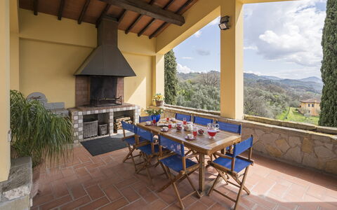 Villa Alessia Luxury: Møbel, Indretning, Stol, Bord, Køkken & Spisebord, Loft, Værelse, Skygge, Eco Hotel, Stue