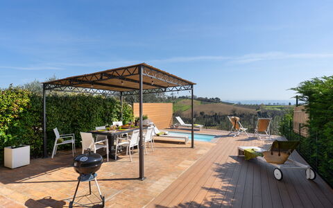 Casa Meletta: Møbel, Udendørs Møbler, Skygge, Bord, Have, Stol, Udendørs Bord, Udendørs Struktur, Gårdhave, Backyard