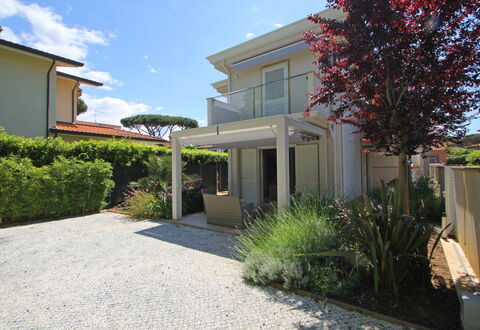 Casa Simonetta: Boligområde, Busk, Hjem, Hus, Have, Skygge, Landscaping, Gård, Estate