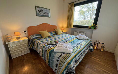 Green Hills 13: Møbel, Indretning, Træ, Seng, Værelse, Soveværelse, Textile, Sengetøj, Etage, Belysning