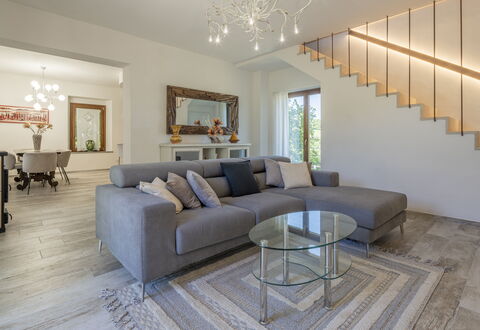 Villetta Cafaggio, Ac, Wifi, Panzano In Chianti: Møbel, Indretning, Gulvbelægning, Couch, Etage, Stue, Træ, Loft, Hjem, Bord