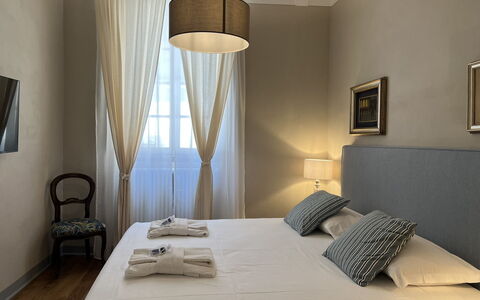 Via Roma 39: Møbel, Indretning, Soveværelse, Seng, Etage, Træ, Gulvbelægning, Sengetøj, Textile, Sengetøj
