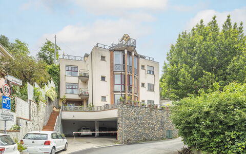 Bonaria Boutique House Ac, Wifi, Cinque Terre: Lejlighed, Urban Design, Altan, Trappe, Hegn