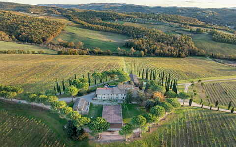 Passignano: Landskab, Estate, Almindeligt, Land Lot, Landdistrikt, Plantation, Mark, Fugleperspektiv, Mansion, Landsby