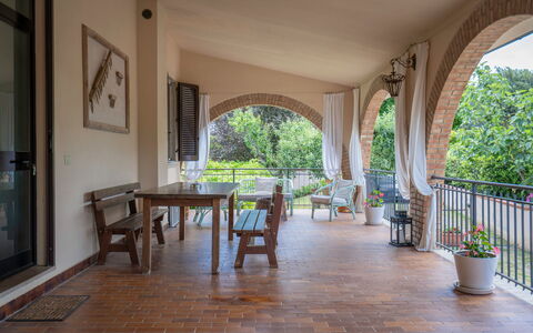 Il Campino, Pool, Montaione: Møbel, Stol, Loft, Veranda, Bejdse, Køkken & Spisebord, Skygge, Hacienda, Udvej, Udendørs Møbler