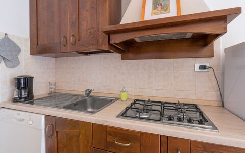 Il Campino, Pool, Montaione: Køkken, Køkken Apparat, Countertop, Større Bandage, Køkkenvask, Cabinetry, Træ, Komfur, Komfur, Gulvbelægning