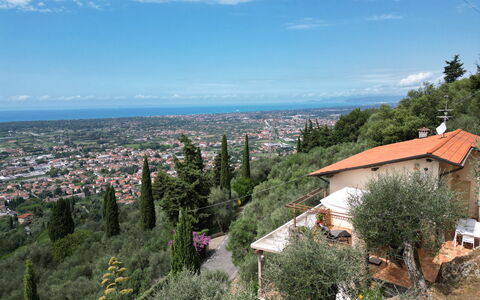 Uno Sguardo sul Mare: Landskab, Hill Station, Landsby, Chaparral, Bjerglandsby