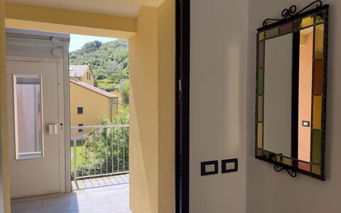 Anne-britt Home: Væg, Dør, Lejlighed, Glas, Home Dør, Bejdse, Altan, Skygge, Design, Hårdttræ