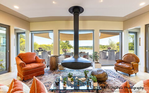 Villa Airone Tegoni, Pool, Radicondoli: Møbel, Indretning, Loft, Belysning, Etage, Gulvbelægning, Stue, Hjem, Stol, Couch