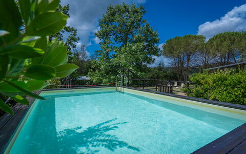 Casale La Canigiana, House, Pool, San Miniato: Blå, Vand, Svømmepøl, Kompositmateriale, Udvej, Eco Hotel, Skygge, Water Feature, Afspejling, Landscaping