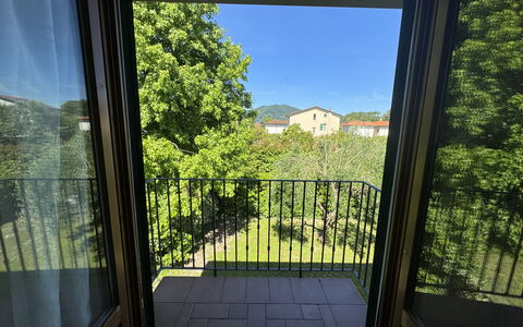 Dependance Egle: Altan, Hegn, Gelænder, Veranda, Baluster