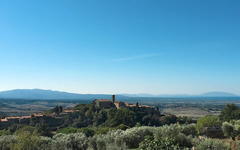 Your Tuscan Retreat: Himmel, Natur, Horisont, Vegetationen, Landskab, Græs-, Sommer, Økoregion, Landdistrikt, Land Lot