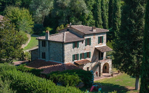 Mulino di Carpineto with Pool Gaiole in Chianti: Hus, Arkitektur, Busk, Hjem, Estate, Sommerhus, Stuehus, Have, Villa