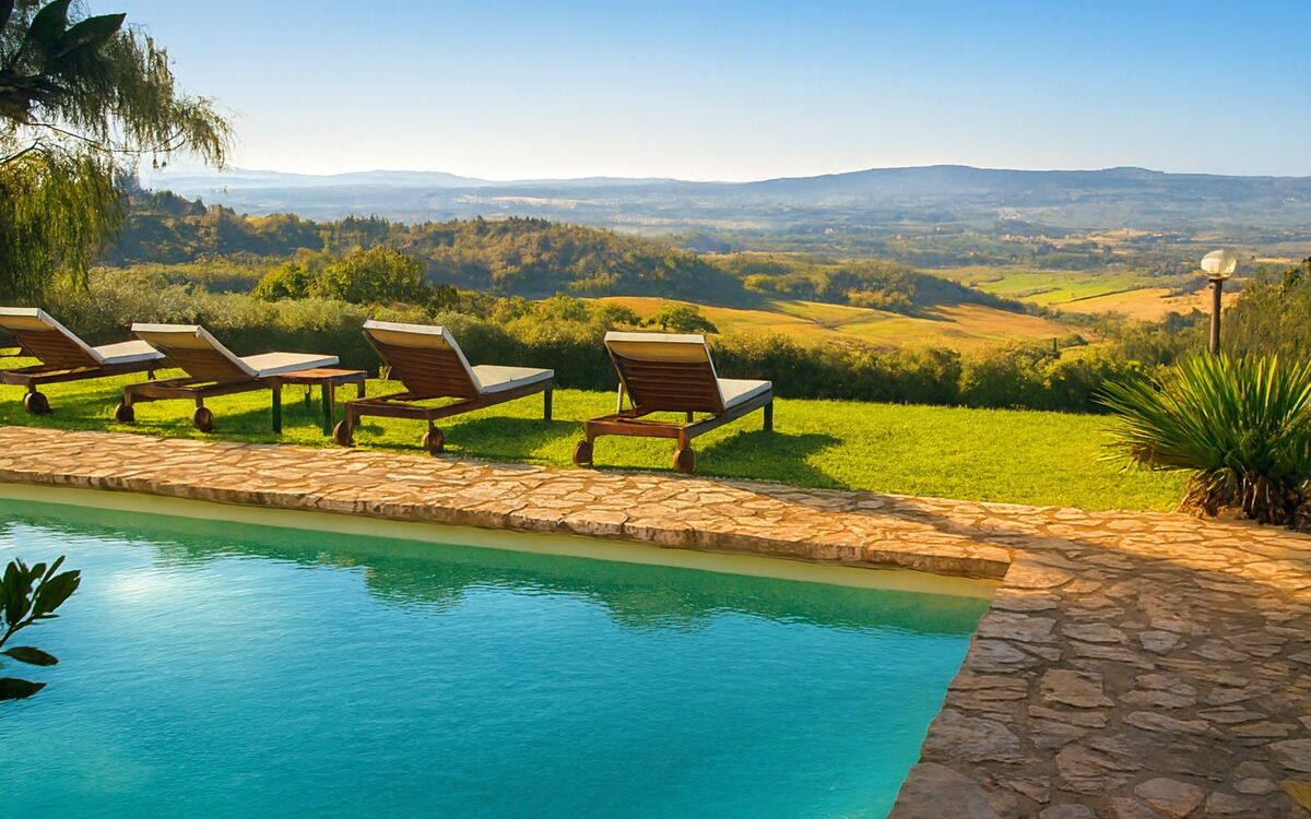 Novellina family  Villa in the Chianti Countryside, Tuscany – pool