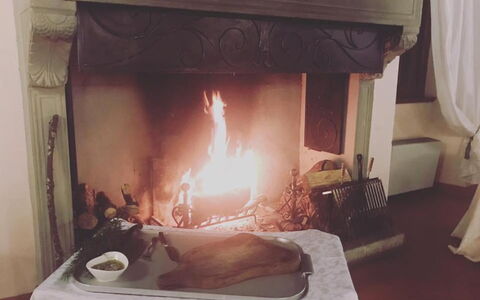 Villa Medicea Lo Sprocco: Hearth, Varme, Ildsted, Gardin, Dug, Mad, Sengetøj