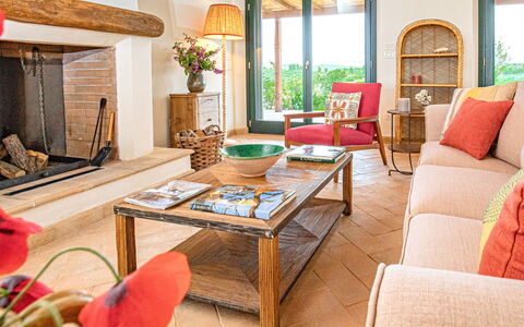 Villa Lodolaio: Møbel, Indretning, Træ, Bord, Gulvbelægning, Værelse, Stol, Stue, Hjem, Etage