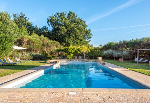 Cignella Resort: Blå, Svømmepøl, Udvej, Have, Skygge, Water Feature, Landscaping, Fritid, Eco Hotel, Hacienda