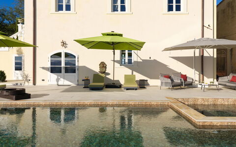 Villa Elisa: Svømmepøl, Hjem, Boligområde, Estate, Dør, Villa, Hacienda, Have, Gårdsplads, Gård