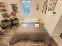 Villa Montepulciano Vineyard and Pool Retreat