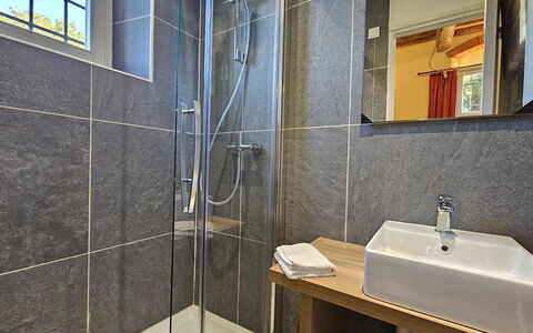 Villa Il Torrazzo, Vista Mare, Massarosa: Gulvbelægning, Sanitærarmatur, Badeværelse, Etage, Indretning, Håndvask, Tap, Vvs, Badeværelsesvask, Belysning