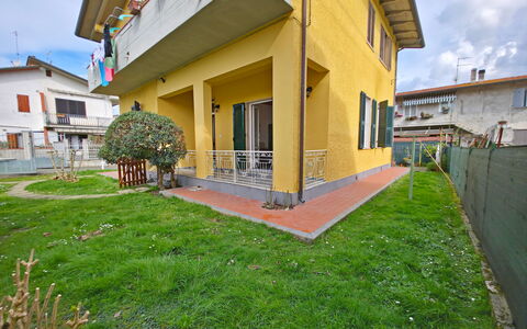 Casa Serena: Boligområde, Hus, Hjem, Menneskelig Bosættelse, Altan, Gips