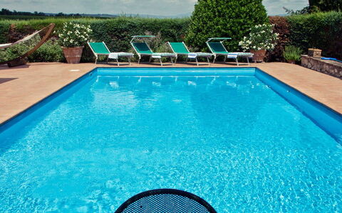 Villa Selvamica: Svømmepøl, Blå, Vand, Udendørs Møbler, Fritid, Udvej, Møbel, Kompositmateriale, Eco Hotel, Skygge