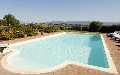 Villa Michelangelo: Svømmepøl, Kompositmateriale, Udvej, Water Feature, Hacienda, Villa, Thermae, Eco Hotel, Hotel, Flise