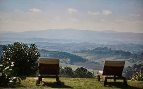 Villa Novellina: Natur, Bakke, Naturlige Landskab, Horisont, Landskab, Økoregion, Highland, Græs-, Atmosfaeretryk Fænomen, Hill Station
