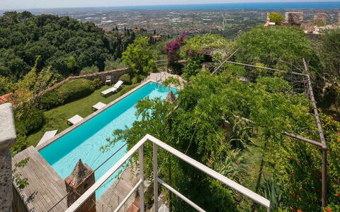 La Rocca di Monteggiori: Svømmepøl, Estate, Eco Hotel, Villa, Hacienda