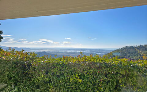 Appartamento Botrici: Himmel, Daytime, Blad, Natur, Grøn, Vegetationen, Horisont, Sky, Bakke, Landskab
