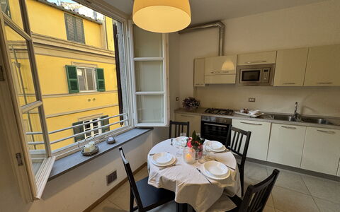 Casa Elena 13: Indretning, Lejlighed, Stol, Køkken & Spisebord, Spisestue, Køkken, Countertop, Lysarmatur