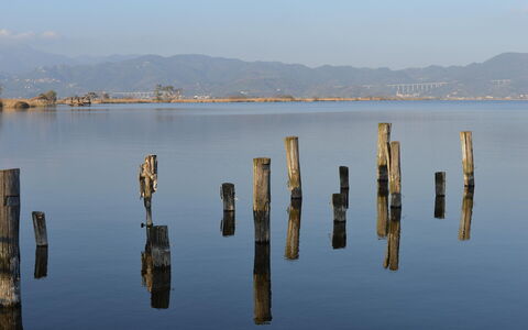Borgo Antico, Pool, Barberino del Mugello: Vand, Vandressourcer, Krop Af Vand, Bjergrige Landskabsformer, Horisont, Bakke, Coastal Og Oceaniske Landskabsformer, Sø, Bjergkæde