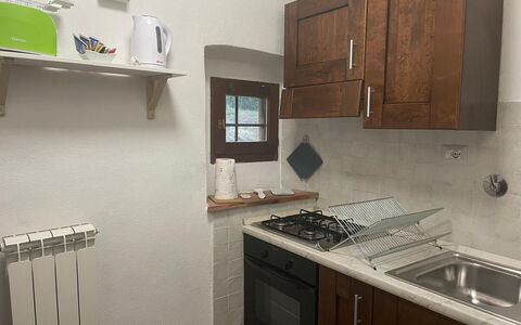 Borgo Antico, Pool, Barberino del Mugello: Køkken Apparat, Køkken, Større Bandage, Countertop, Træ, Køkkenvask, Komfur, Gulvbelægning, Cabinetry, Husholdningsapparat