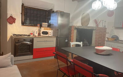 Portichetto: Møbel, Gulvbelægning, Indretning, Etage, Træ, Stol, Værelse, Køkken, Bord, Belysning