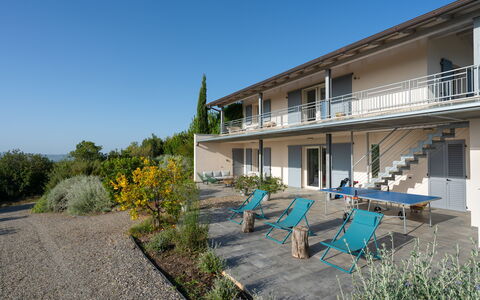 Villa Ombrone: Busk, Altan, Veranda, Estate, Skygge, Villa, Gård, Landscaping, Stuehus, Udendørs Møbler