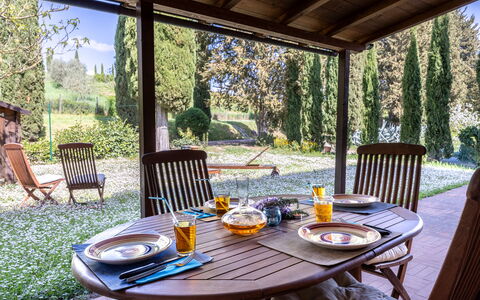 Civico108 Vacation Home, Pool, Castellina in Chian: Møbel, Udendørs Møbler, Bord, Stol, Udendørs Bord, Køkken & Spisebord, Skygge, Have, Gårdhave, Kaffebord