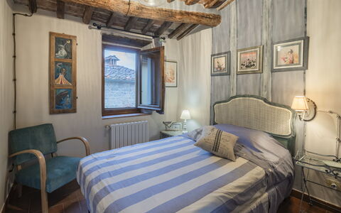 La Casa del Grillo Parlante: Væg, Soveværelse, Møbel, Seng, Hjem, Sengetøj, Sengetøj, Sengetøj, Bed Frame, Billedramme