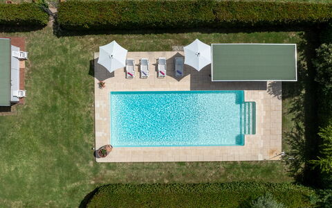 Il Cipresso, Casa Martina, Cortona: Svømmepøl, Udvej, Kompositmateriale, Thermae, Skygge, Udendørs Møbler, Have, Fritid, Eco Hotel, Landscaping