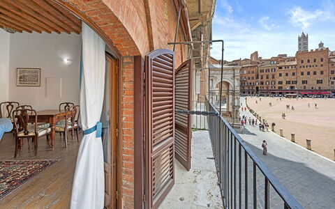 La Piazza Grand Vista Suite: Kvarter, Lejlighed, Urban Design, Blandet Brug, Mursten, Altan, Dagslys