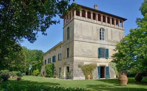 Villa Gioli: Busk, Have, Estate, Lawn, Landscaping, Gård, Hacienda, Mansion, Villa, Hæk