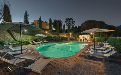 Villa Ginestraio 14: Svømmepøl, Udvej, Eco Hotel, Have, Hacienda, Landscaping, Thermae, Hotel, Estate, Gård