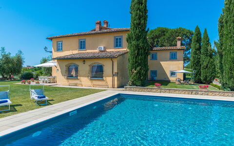 Villa Pucci 12: Blå, Svømmepøl, Estate, Have, Villa, Landscaping, Hacienda, Mansion, Stuehus