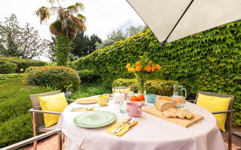 Villa Ninfeo 10+4: Bordservice, Mad, Bord, Have, Dug, Udendørs Bord, Udendørs Møbler, Serveware, Morgenmad, Tallerkner
