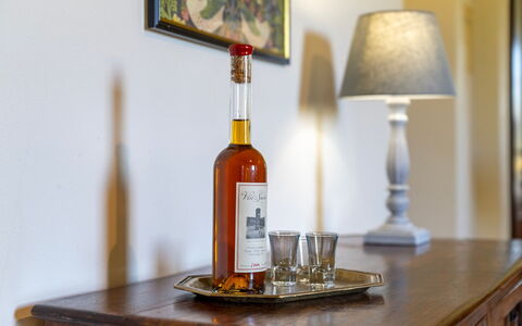 Podere Collelungo 14: Flaske, Barware, Glas Flaske, Drinkware, Glas, Vin