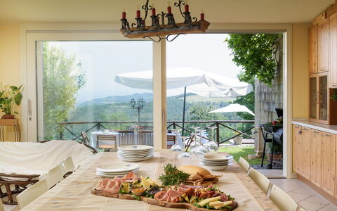 Villa Vittoria D'Anghiari 7+3: Møbel, Stol, Bord, Indretning, Køkken & Spisebord, Loft, Spisestue, Værelse, Dug, Skygge