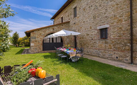 Podere Bagnolo 8: Sommerhus, Stuehus, Mursten, Estate, Villa, Stenmur, Hacienda, Backyard, Stueplante, Svømmepøl