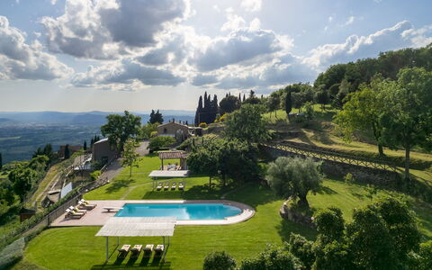 Torre Ginestre 12: Highland, Landskab, Bakke, Hill Station, Landdistrikt, Estate, Eng, Bjergkæde, Mansion, Have