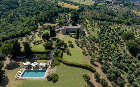 Villa Panorama 14: Landskab, Estate, Plantation, Landscaping, Have, Stuehus, Mansion, Villa, Fugleperspektiv